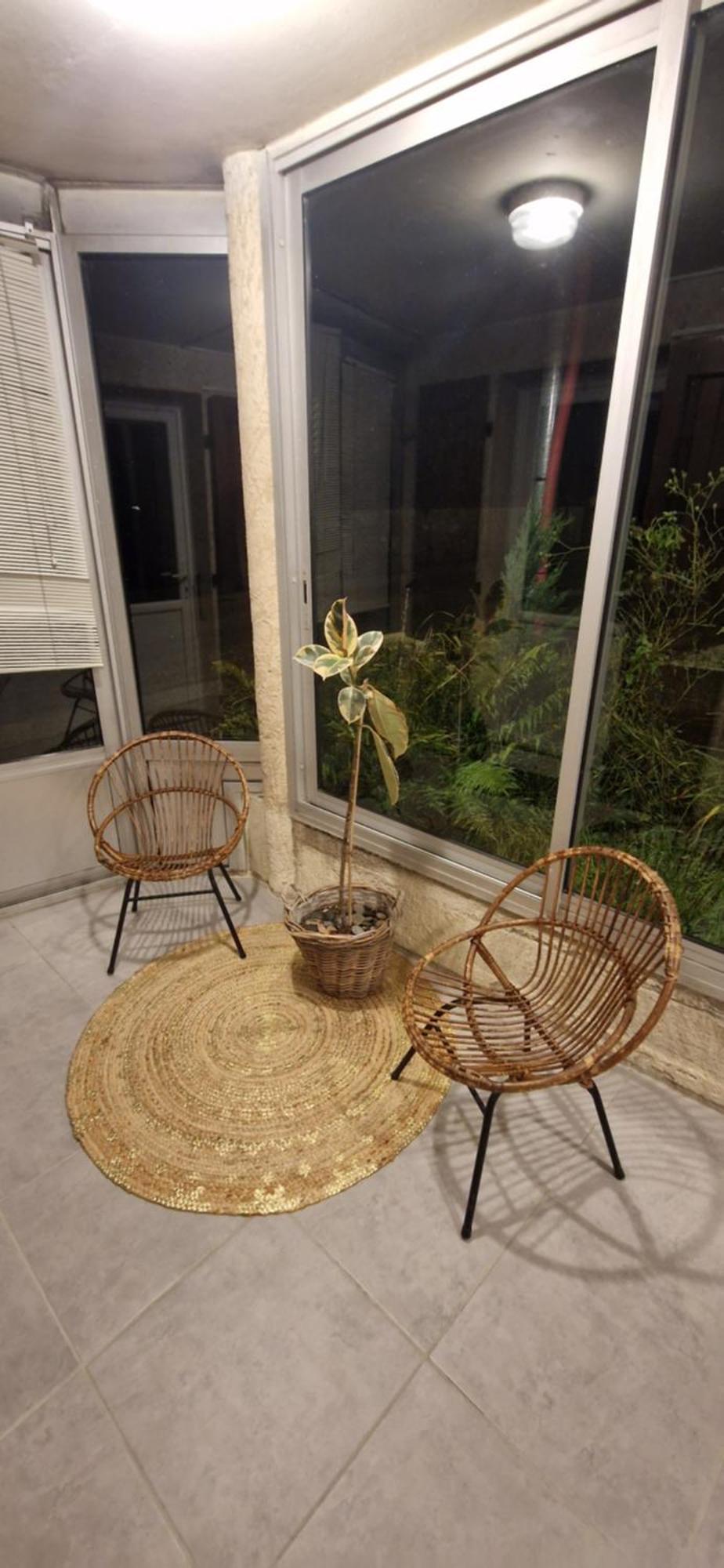 Appartement Cosy Et Confortable Brie-et-Angonnes Bagian luar foto